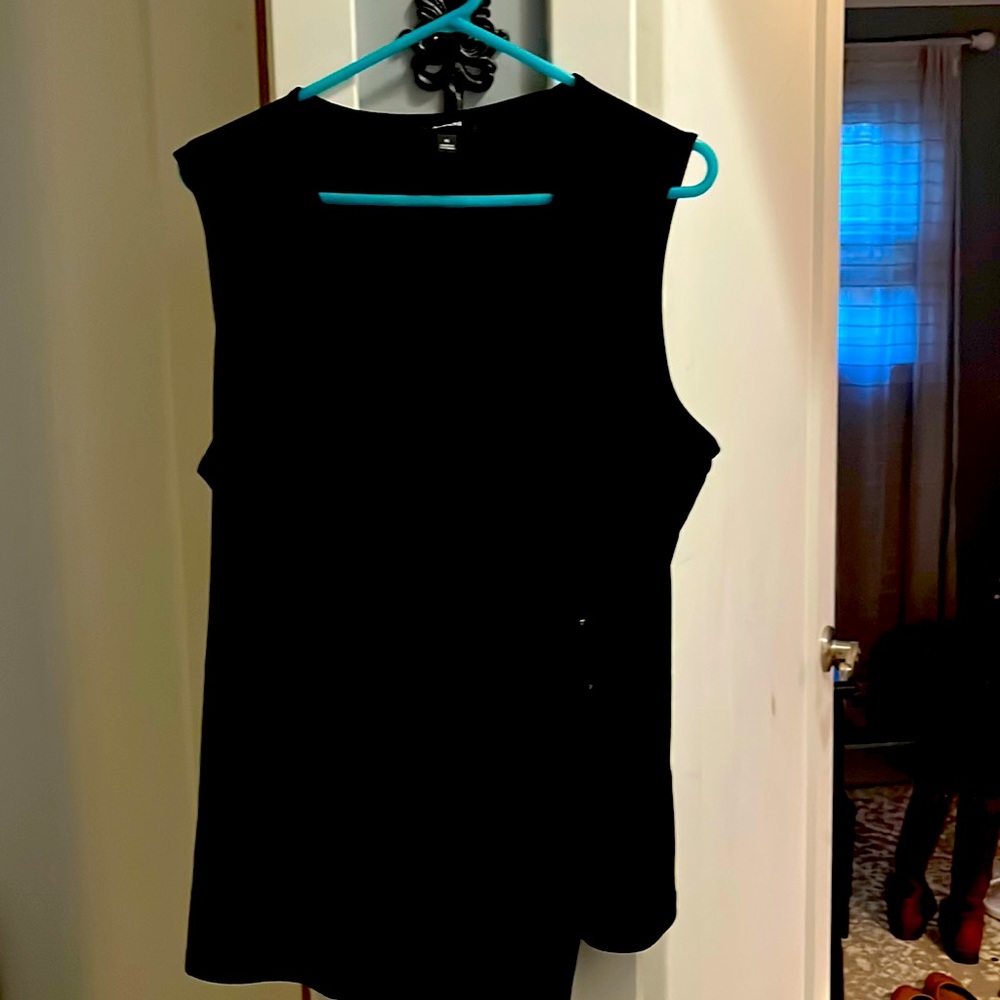 women’s stretch sleeveless faux wrap top
